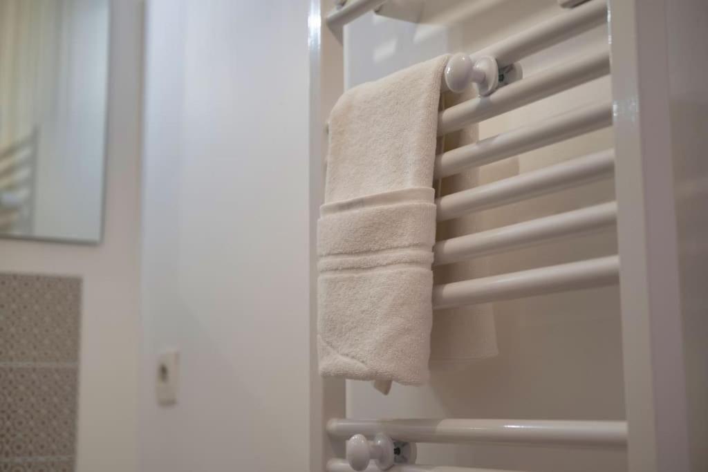 Le Jeroboam Apartman Reims Kültér fotó